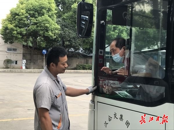 武漢數(shù)據(jù)恢復(fù)_移動硬盤格式化后數(shù)據(jù)還能恢復(fù)嗎_硬盤壞了 數(shù)據(jù)能恢復(fù)嗎