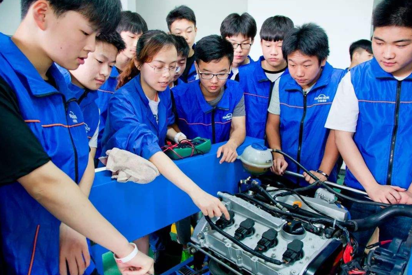 it技術(shù)員_it技術(shù)團隊工作氛圍_it技術(shù)宅技術(shù)