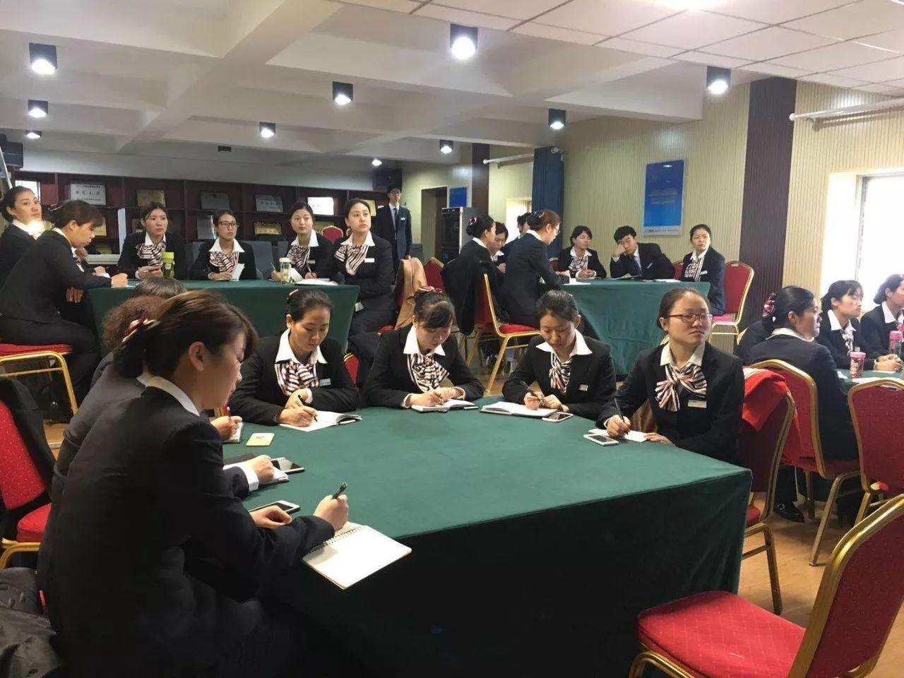 it技術(shù)宅技術(shù)_it技術(shù)員_it技術(shù)團隊工作氛圍